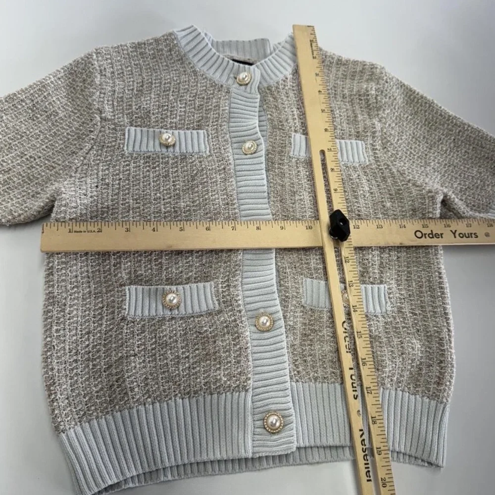 EUC • Urban Revivo Sweater - Picture 5 of 8